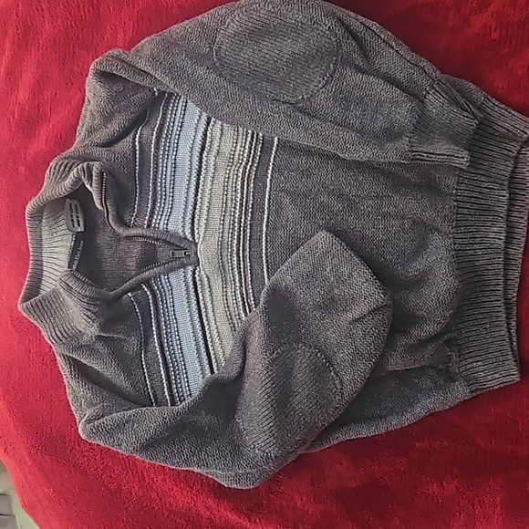 3 boys 3T dressy shirts - Picture 2 of 4